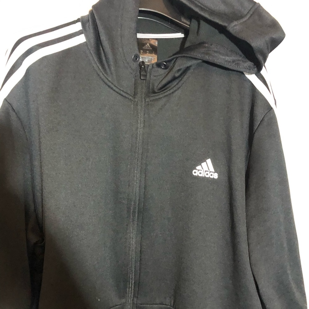 Adidas jacket - Picture 2 of 4